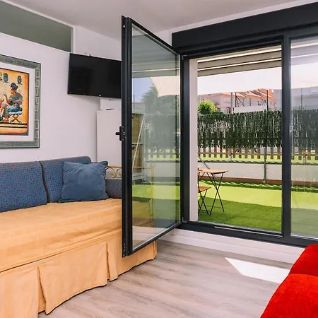 Apartamento Playa, Relax Y Piscina En By