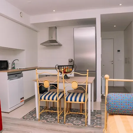 Apartamento Playa, Relax Y Piscina En By Vigo
